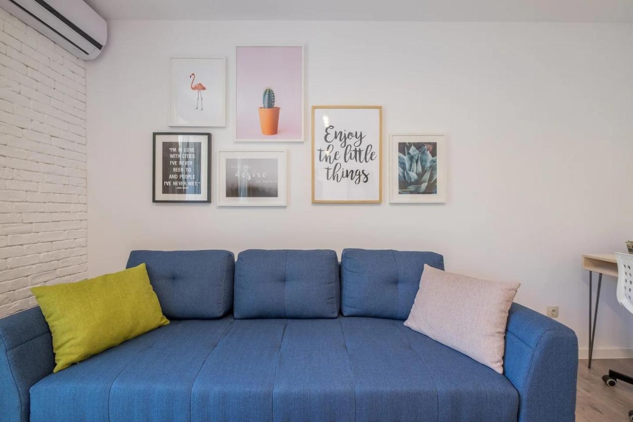 Quiet & Airy Modern Apt. Top Centre Free Parking 소피아 외부 사진