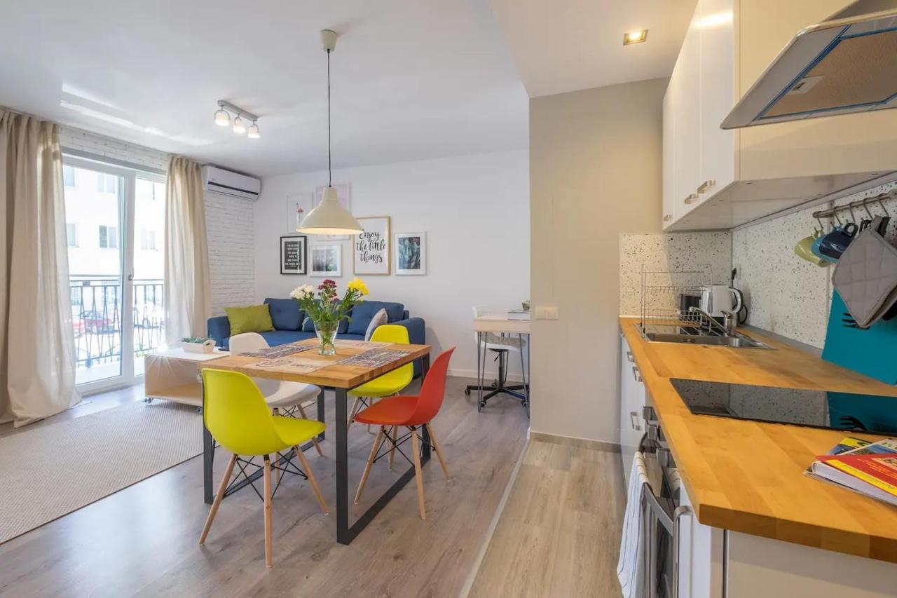 Quiet & Airy Modern Apt. Top Centre Free Parking 소피아 외부 사진
