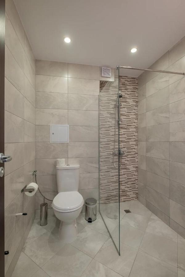 Quiet & Airy Modern Apt. Top Centre Free Parking 소피아 외부 사진